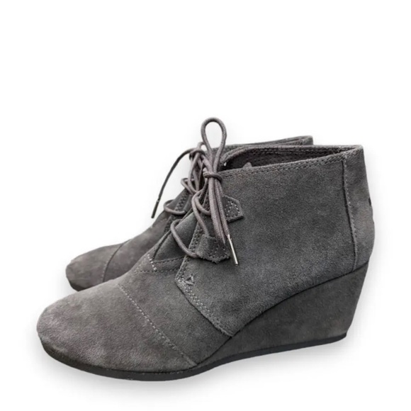 Toms Grey Suede Lace-Up Wedge Heel Ankle Booties - Picture 1 of 12